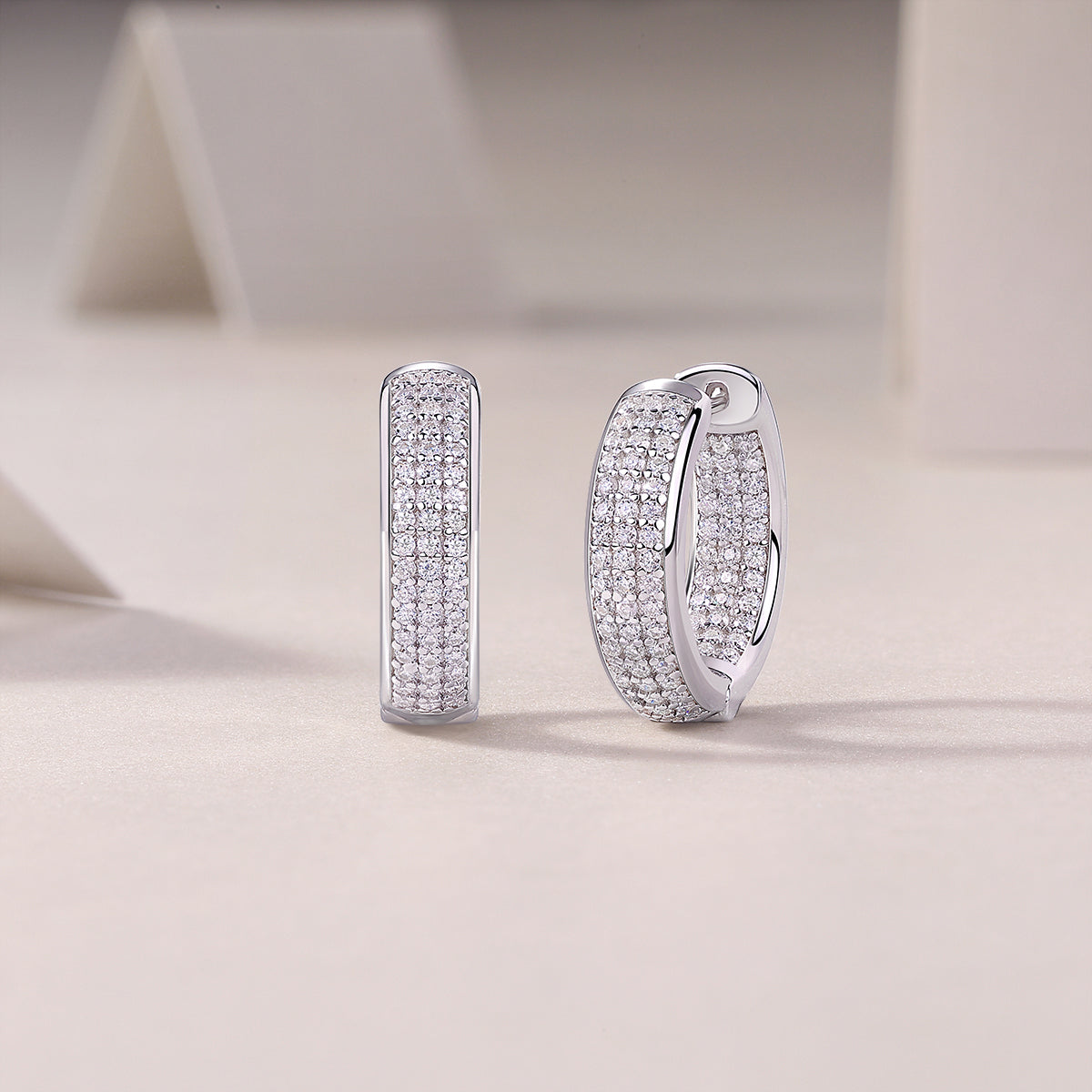 Années Boucles d’Oreilles Moissanite en Argent S925