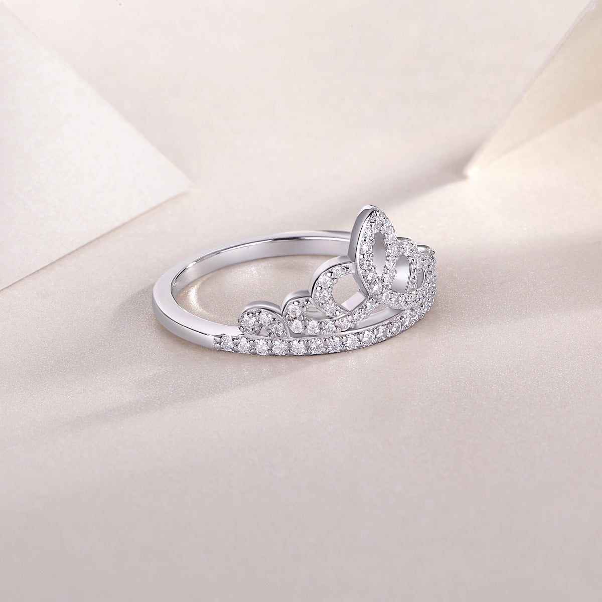 Une Romance Estivale Animée Bague Moissanite en Argent S925